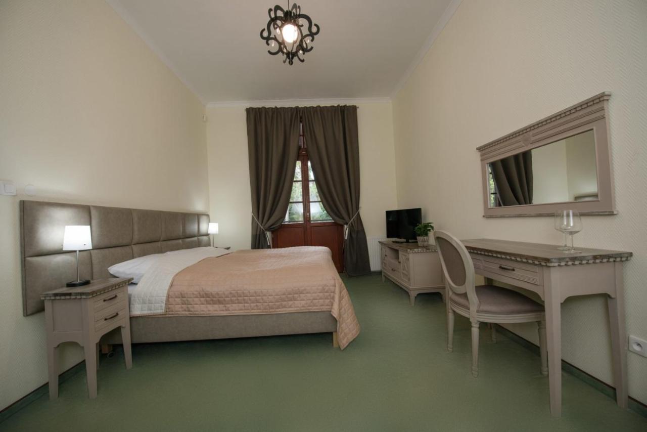 Kaiserhof Krynica Morska Aparthotel Esterno foto