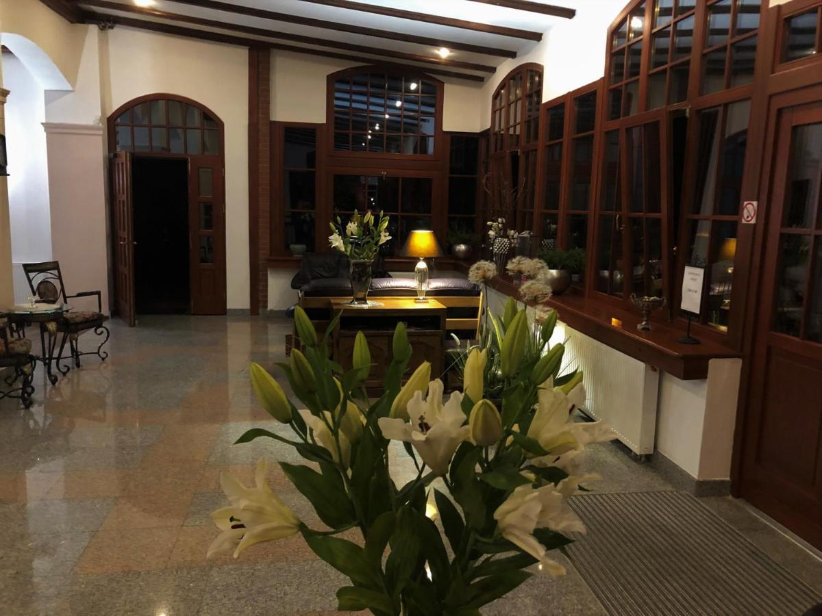 Kaiserhof Krynica Morska Aparthotel Esterno foto