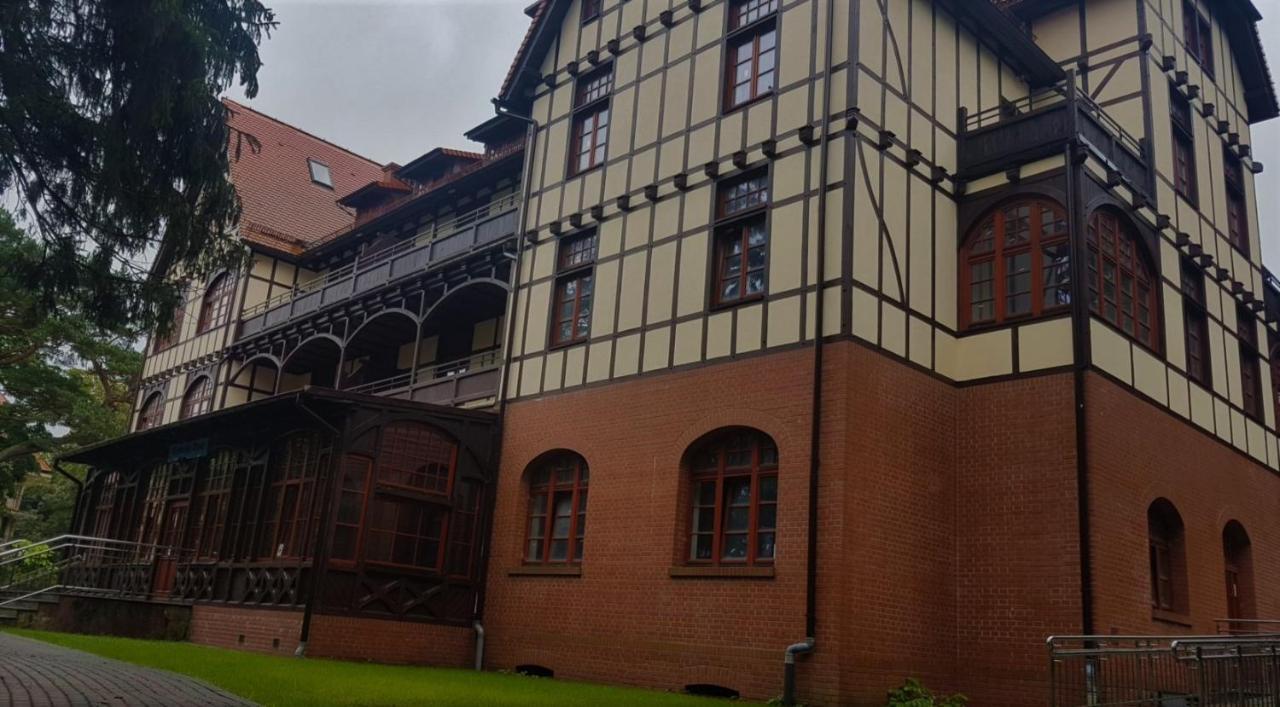 Kaiserhof Krynica Morska Aparthotel Esterno foto